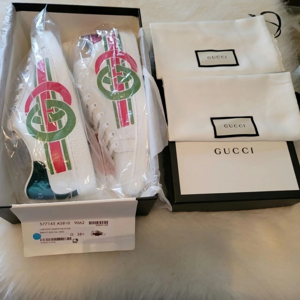 *SOLD* Gucci Ace Sneakers